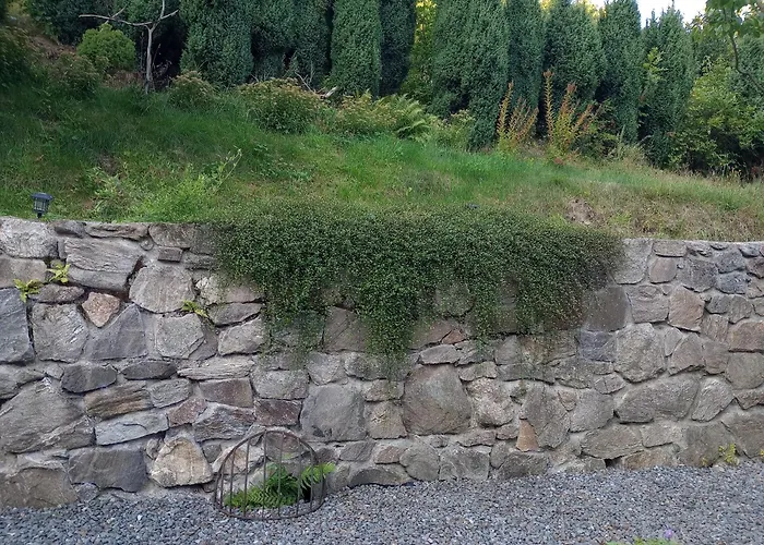 Na Leśnym Wzgórzu * Pieszyce